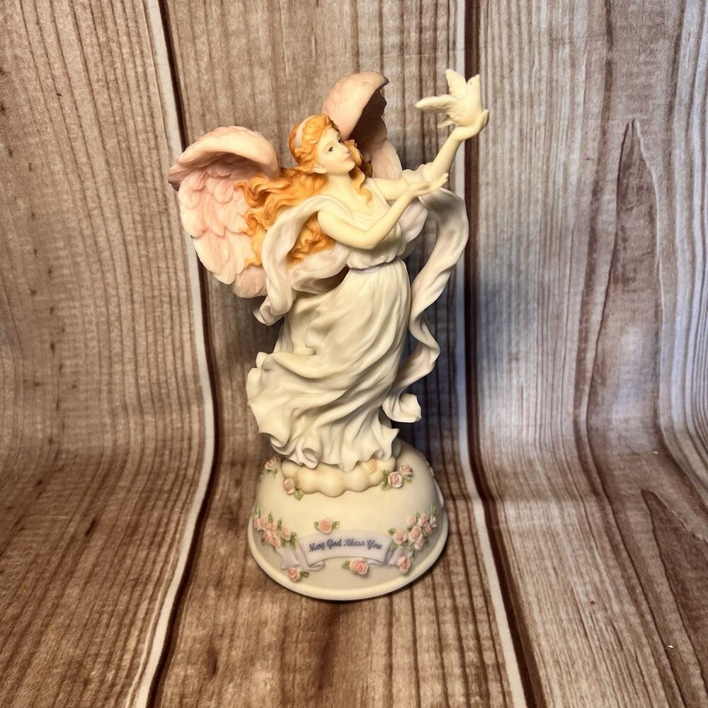 Seraphim Classics Musical "Angels Touch " The Dedication Angel Music Box